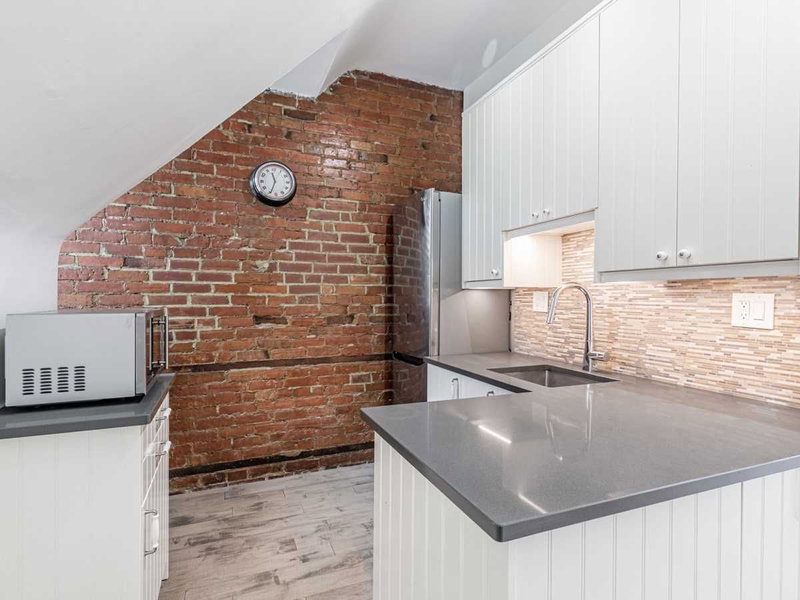 3 - 50 Rose Ave, Toronto, M4X1N9 | Image 3