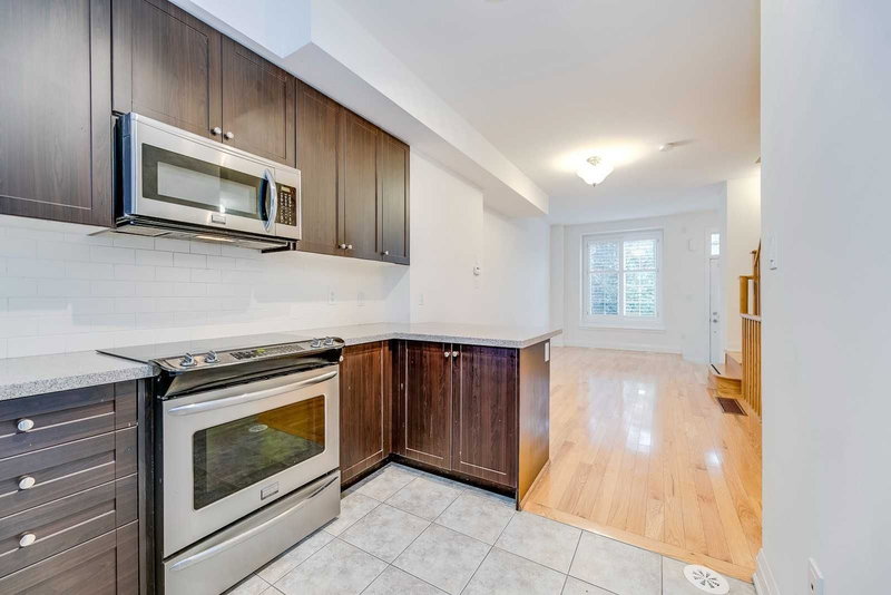 38 Raffeix Lane, Toronto, M5A0G5 | Image 3