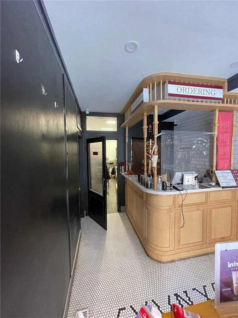 201 Dundas St W, Toronto, M5G1C8 | Image 3