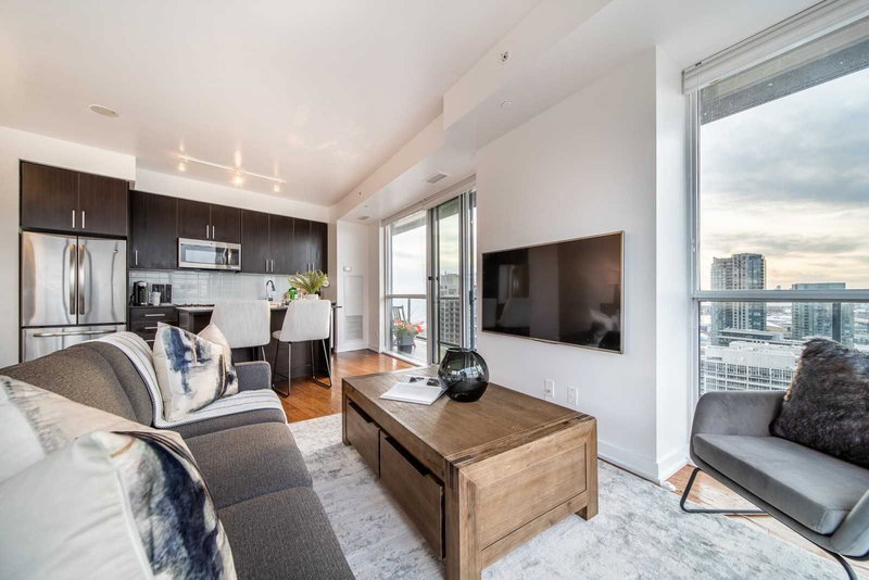 2902 - 20 Bruyeres Mews, Toronto, M5V0G8 | Image 2