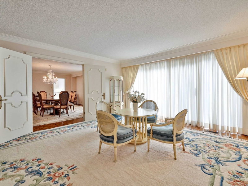 7 Shady Oaks Cres, Toronto, M3C2L4 | Image 2