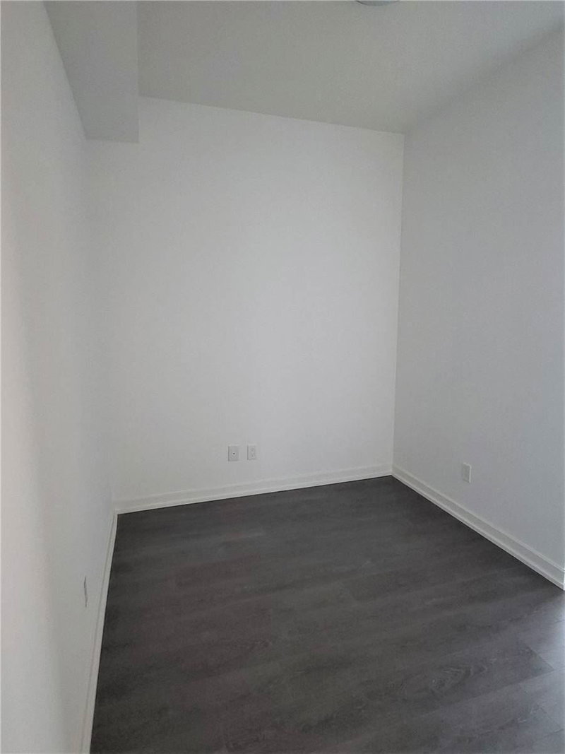 414 - 32 Forest Manor Rd, Toronto, M2J1M5 | Image 3