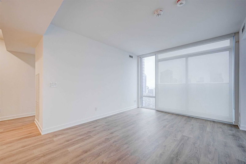 4005 - 501 Yonge St, Toronto, M4Y 1Y1 | Image 2