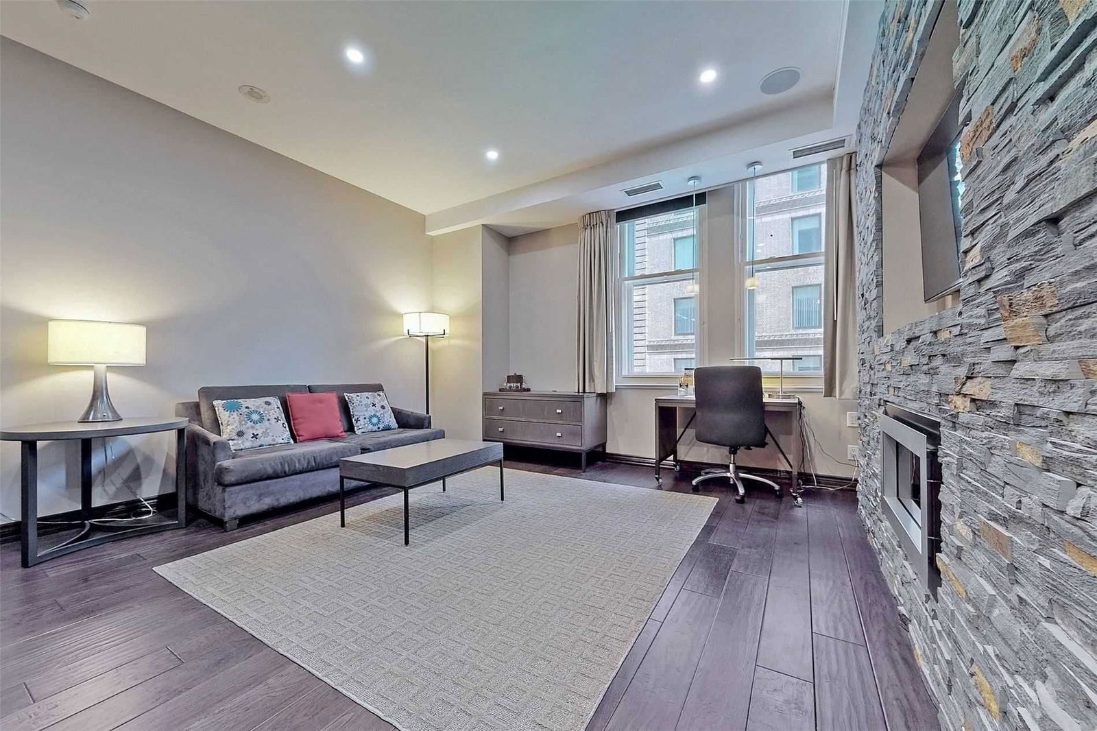 Condo sold at 814-1 King Street, Toronto, Bay Street Corridor, M5H1A1 - MLS: C5442706