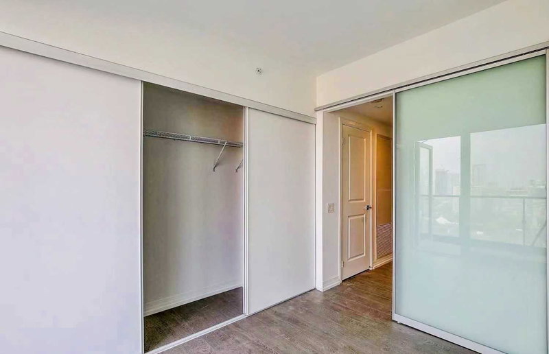 Room2