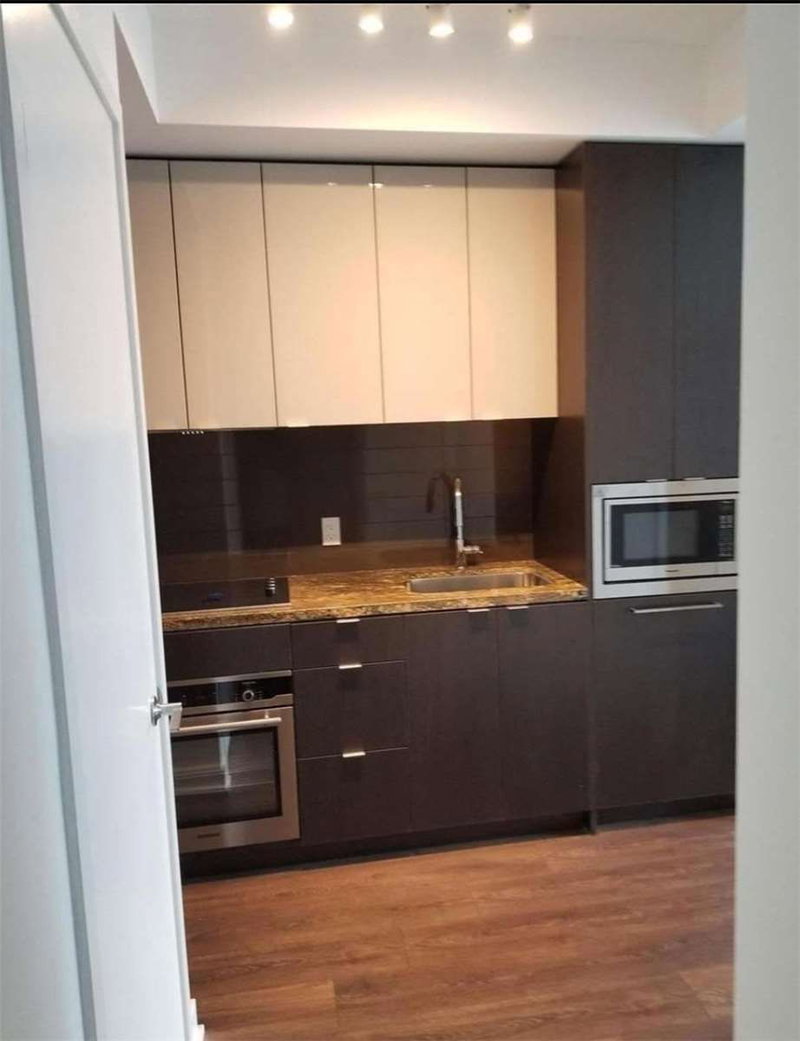 3707 - 125 Blue Jays Way, Toronto, M5V0N5 | Image 2