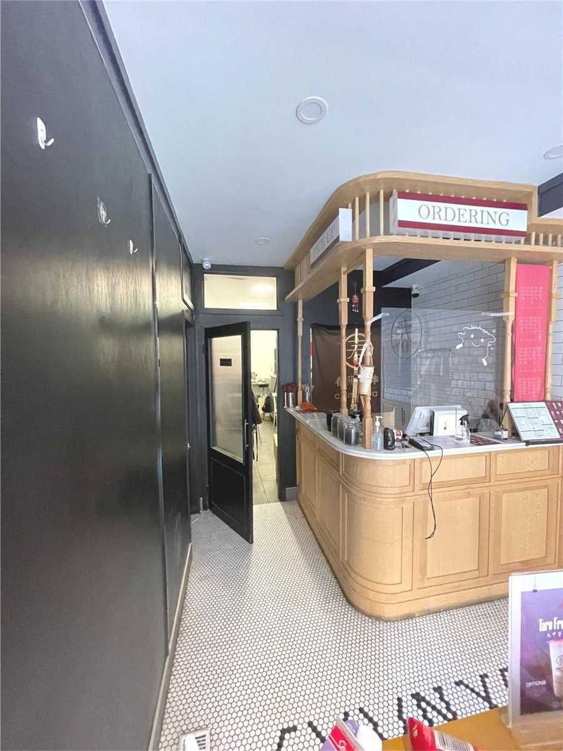 201 Dundas St W, Toronto, M5G1C8 | Image 3