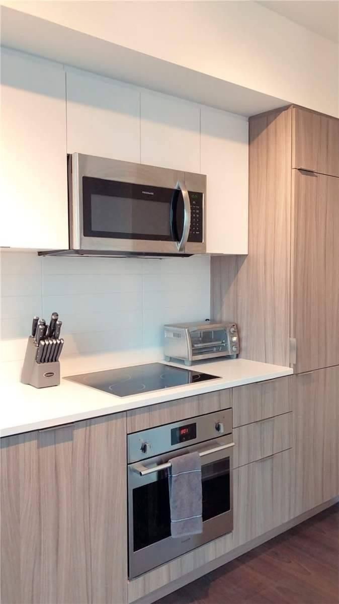 1002 - 223 St Clair Ave W, Toronto, M4V 1R3 | Image 3