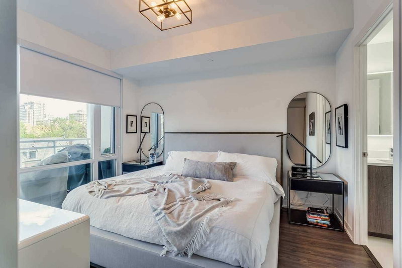 406 - 223 St Clair Ave W, Toronto, M4V1R3 | Image 3