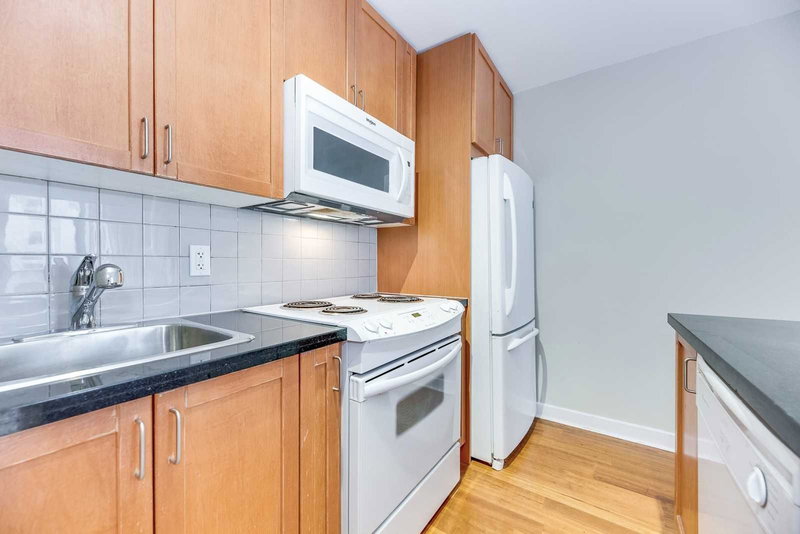 1201 - 85 Bloor St E, Toronto, M4W 1B4 | Image 3
