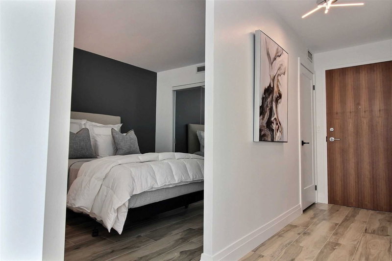 216 - 33 Lombard St, Toronto, M5C1L9 | Image 2