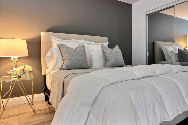 216 - 33 Lombard St, Toronto, M5C1L9 | Image 3