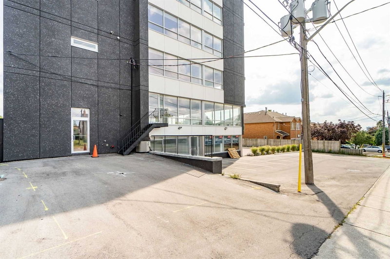 Ll & 1 - 1880 O'connor Dr, Toronto, M4A1W9 | Image 2