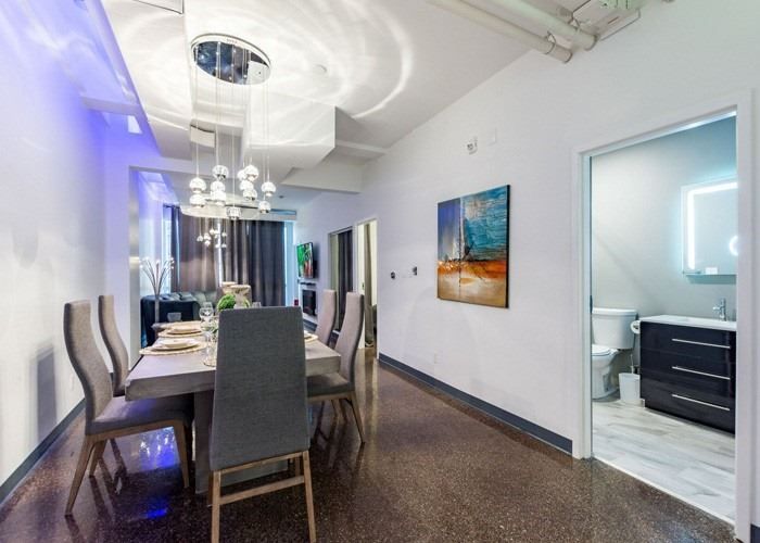 405 Dundas St W, Toronto, M5T1G6 | Image 2