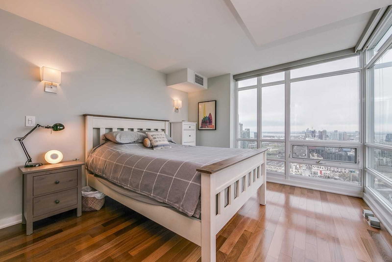 3903 - 397 Front St W, Toronto, M5V3S1 | Image 2