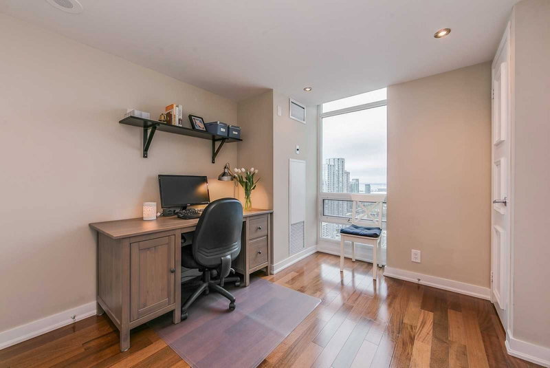 3903 - 397 Front St W, Toronto, M5V3S1 | Image 3