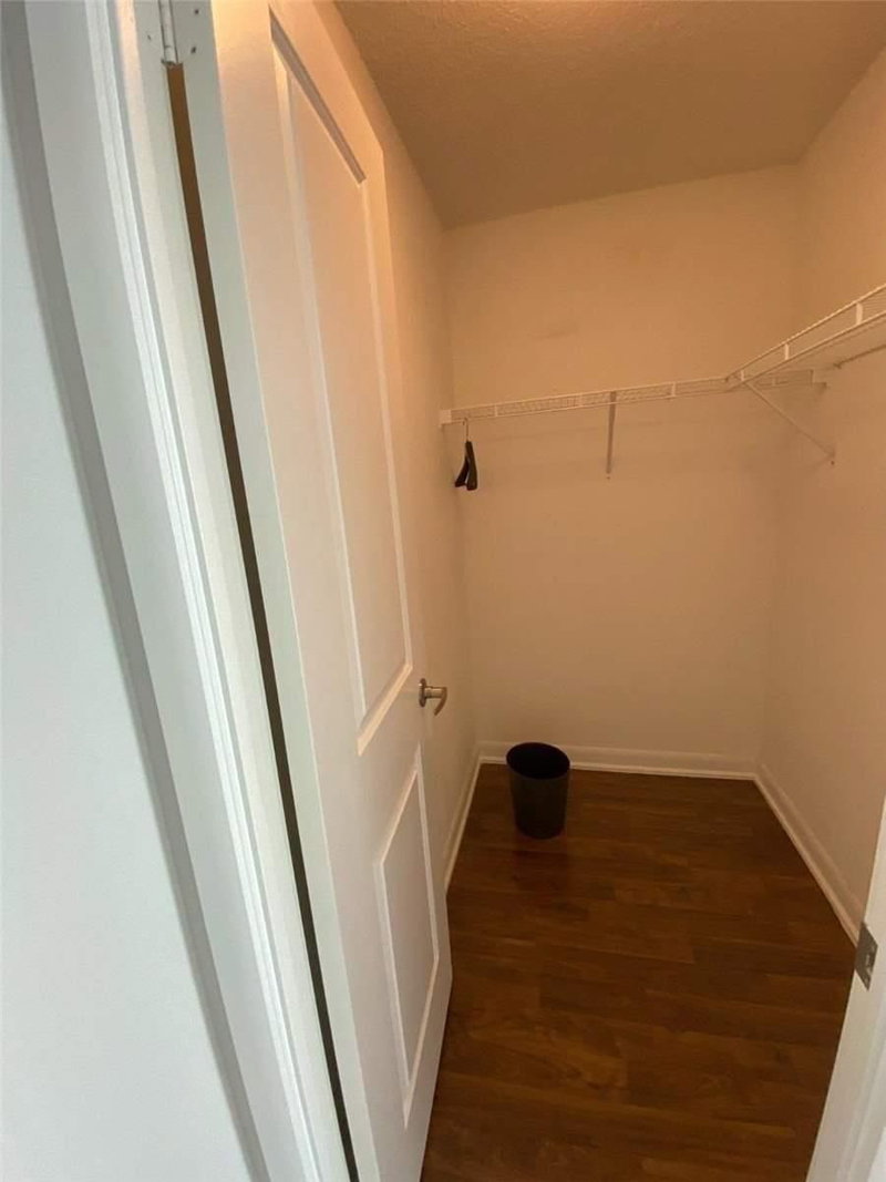 Room2