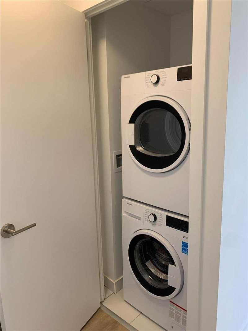 622 - 36 Forest Manor Rd, Toronto, M2J 1M5 | Image 3