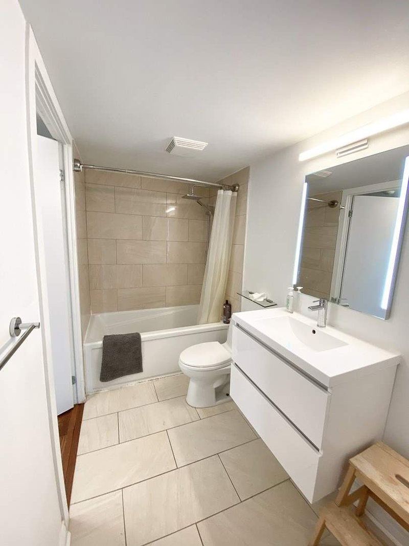1504 - 255 Richmond St E, Toronto, M5A4T7 | Image 2
