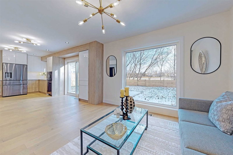 169 Charlton Blvd, Toronto, M2R2J2 | Image 2