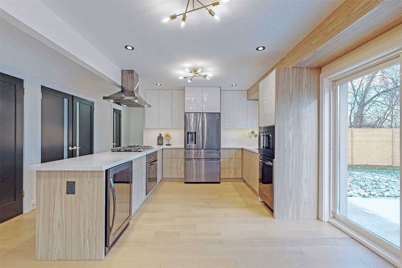 169 Charlton Blvd, Toronto, M2R2J2 | Image 3