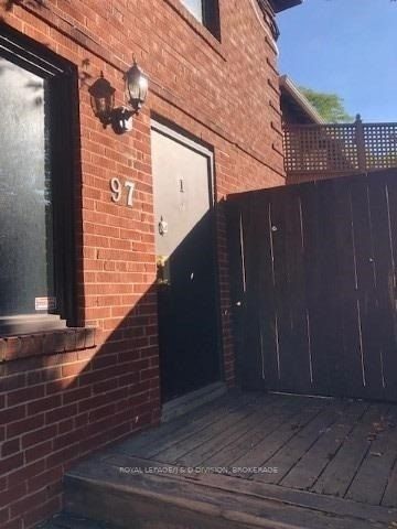 Main - 97 Oriole Pkwy, Toronto, M5P 2G7 | Image 2