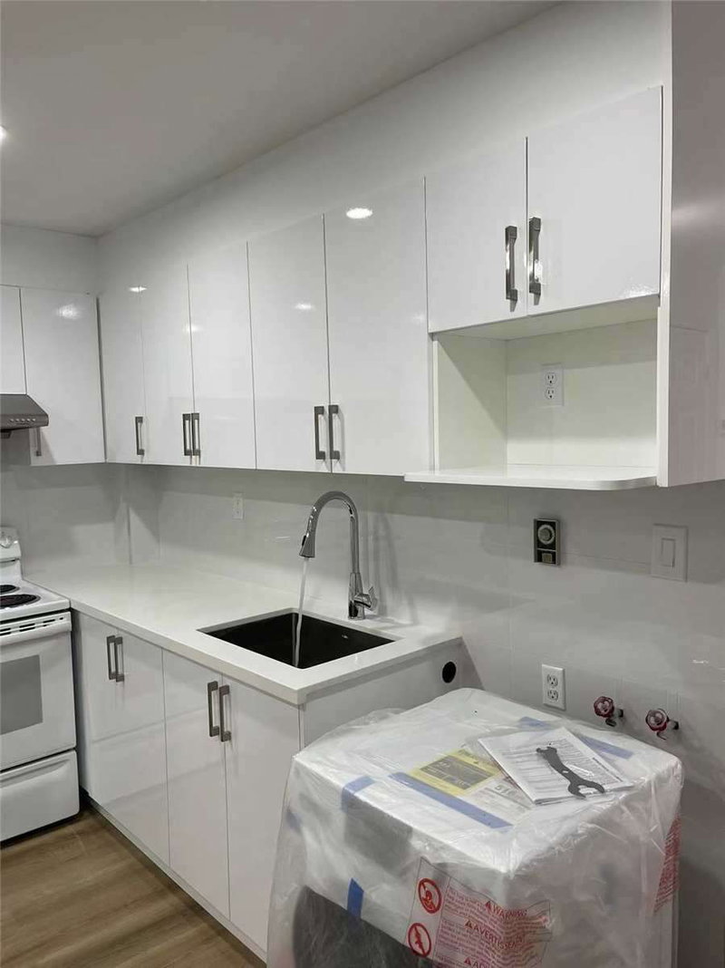 Upper - 422 Queen St W, Toronto, M5V2A7 | Image 3