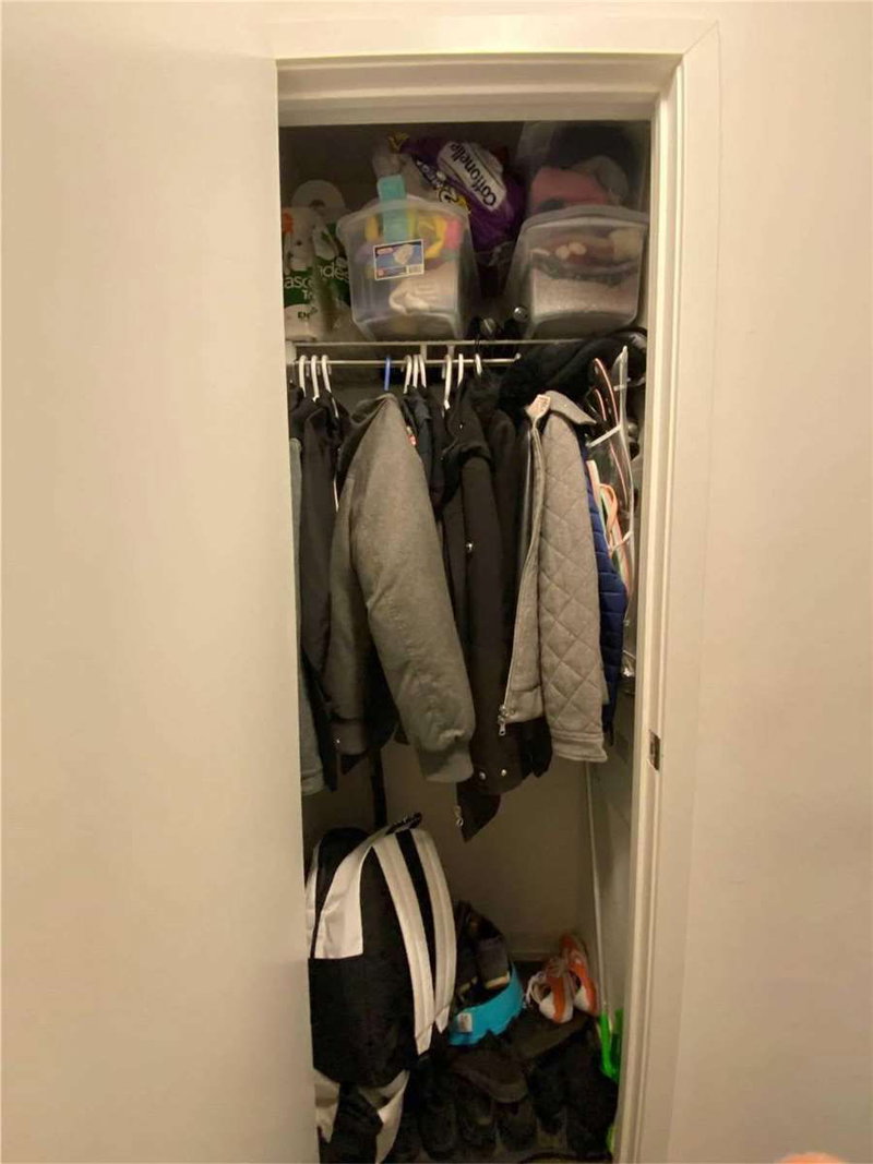 812 - 98 Lillian St, Toronto, M4S0A5 | Image 2