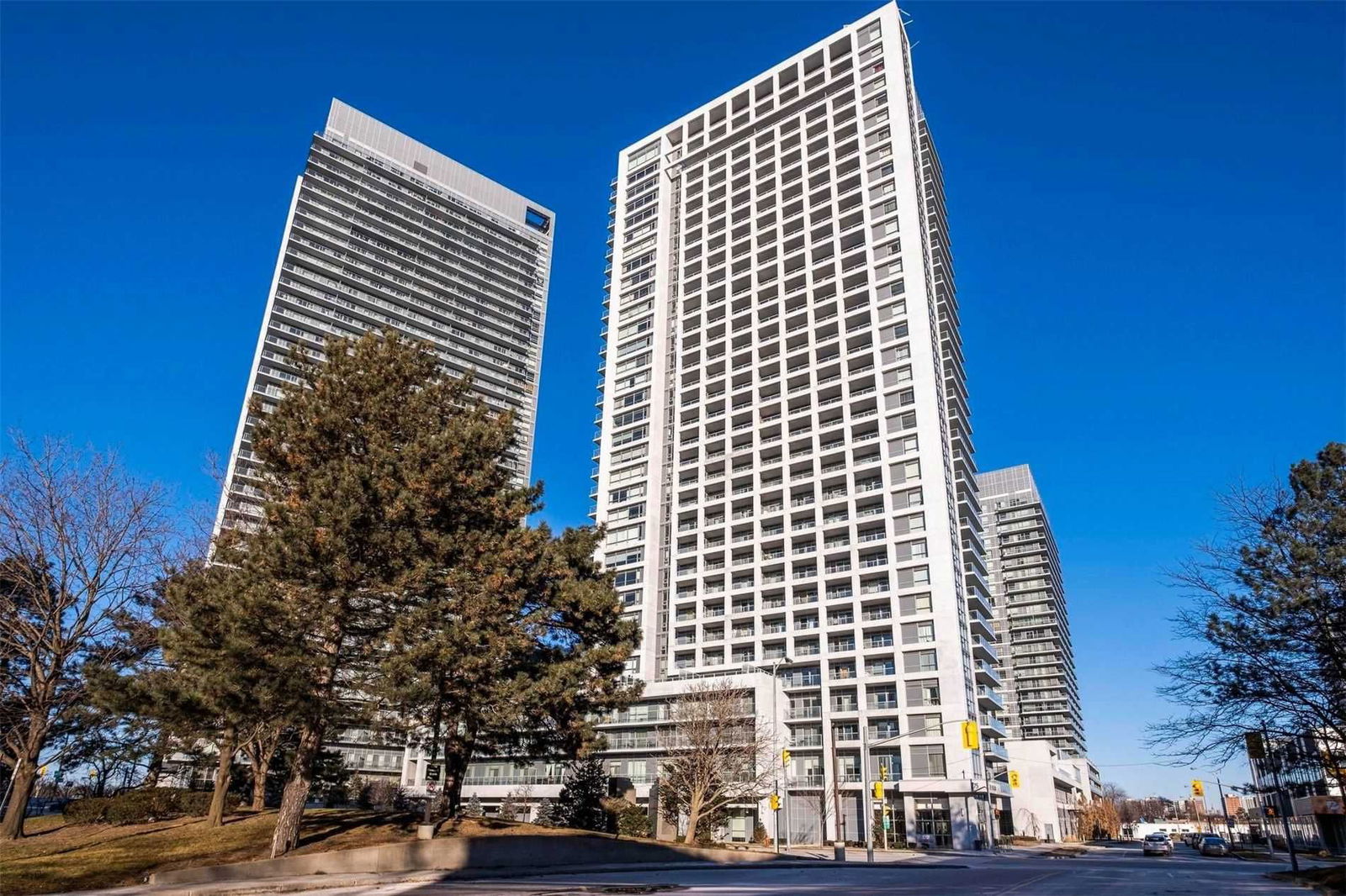 Condo sold at 1906-275 Yorkland Road, Toronto, Henry Farm, M2J0A7 - MLS: C5477165