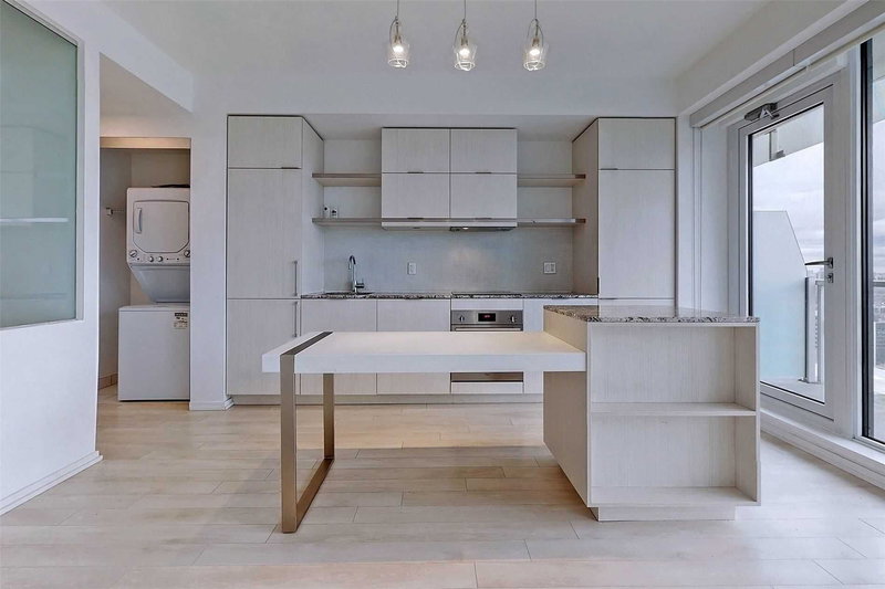 2604 - 197 Yonge St, Toronto, M5B1M4 | Image 3