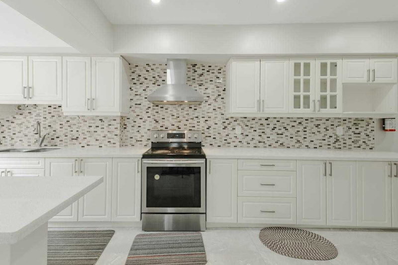 Main&Lo - 370 Margueretta St, Toronto, M6H3S4 | Image 3