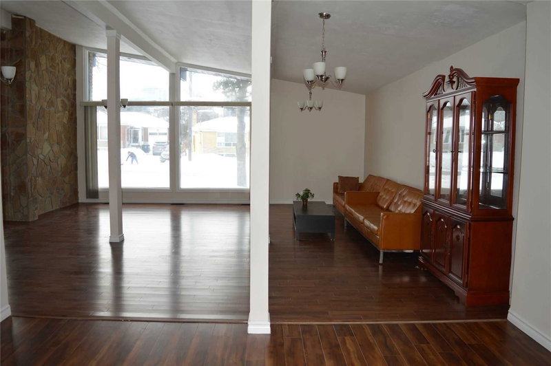 931 Willowdale Ave, Toronto, M2M3C3 | Image 3