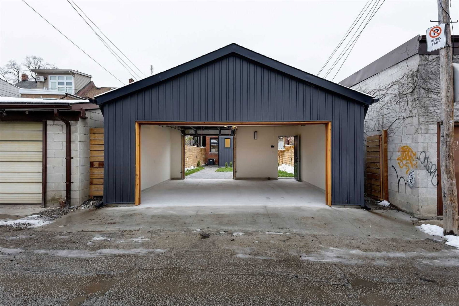 Listing Image 8