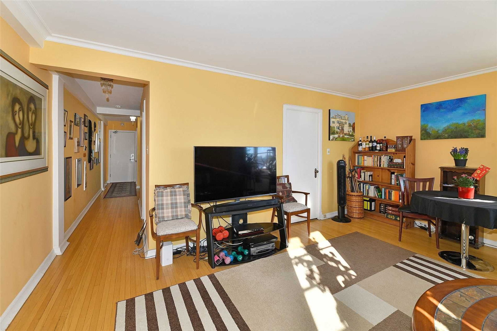 Listing Image 20