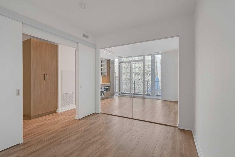 517 - 20 Edward St, Toronto, M5G1C9 | Image 3