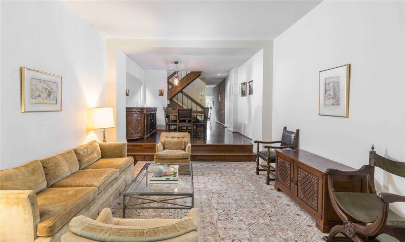 42 Clarendon Ave, Toronto, M4V1J1 | Image 3
