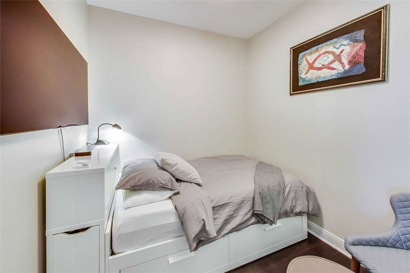 Room1
