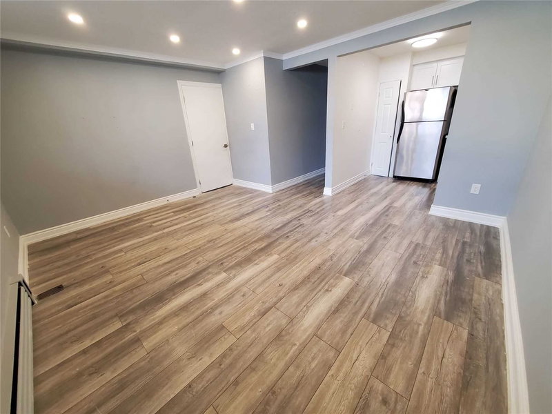 Lower - 19 Charlemagne Dr, Toronto, M2N4H7 | Image 2