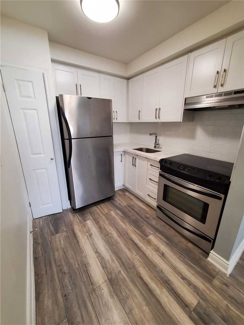 Lower - 19 Charlemagne Dr, Toronto, M2N4H7 | Image 3