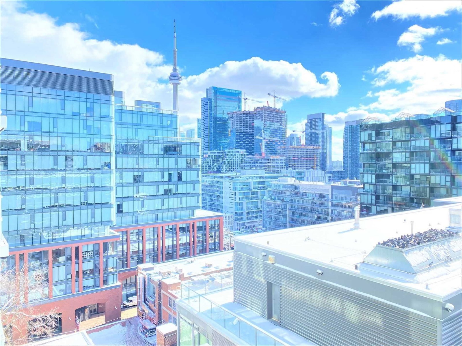 Listing Image 6