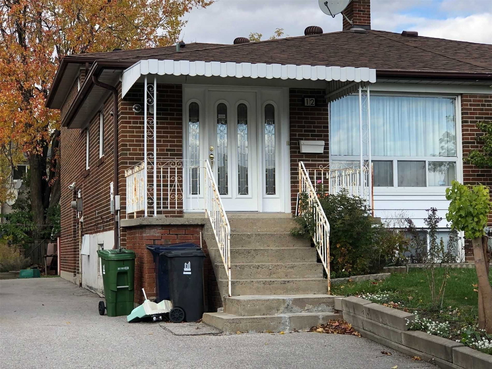 Semi-Detached House leased at 12 Painswick  (Upper) Crescent, Toronto, Ontario, M2J 3M6 - Pleasant View - MLS: C5515664