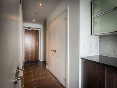 Unit 2713 — 170 Fort York Blvd, Toronto - Waterfront Communities C1 image-0-2