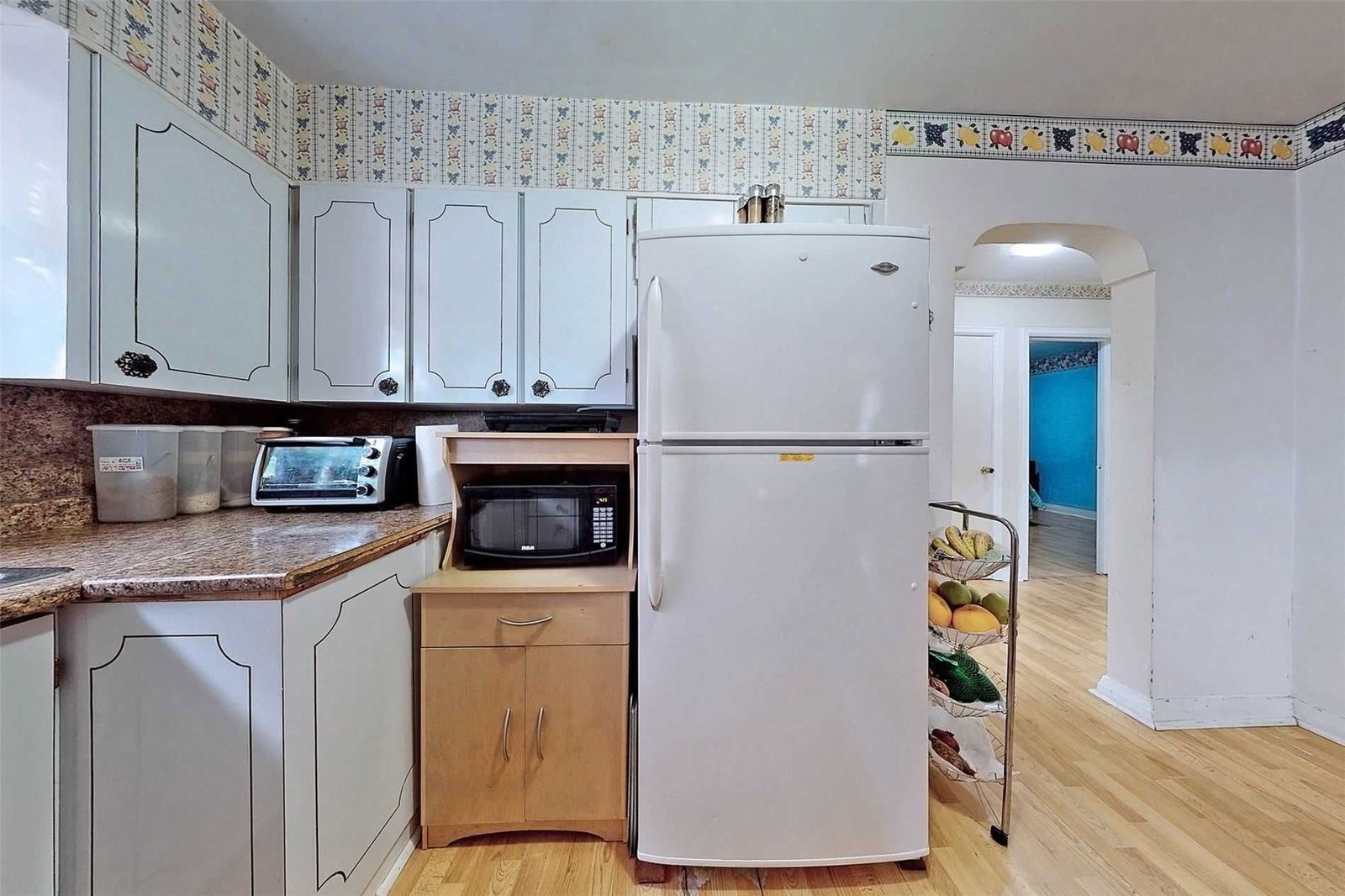 Listing Image 7