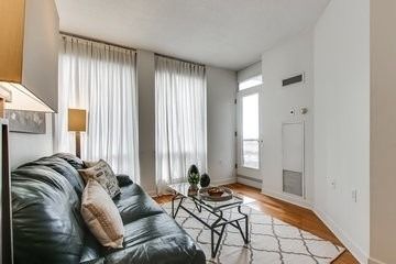 1704 - 85 Bloor St E, Toronto, M4W3Y1 | Image 2
