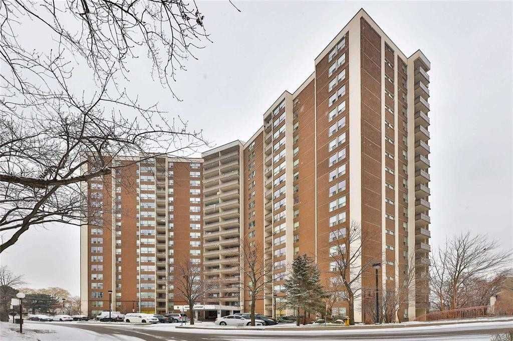 Condo sold at 1502-5 Vicora Link Way, Toronto, Flemingdon Park, M3C 1A6 - MLS: C5522448