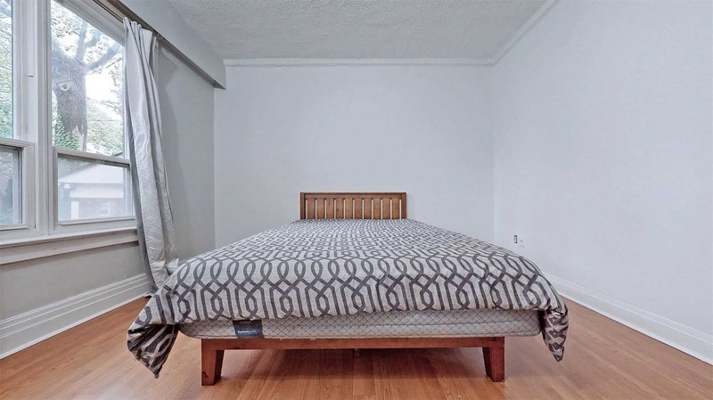 Main - 233 Borden St, Toronto, M5S2N5 | Image 3