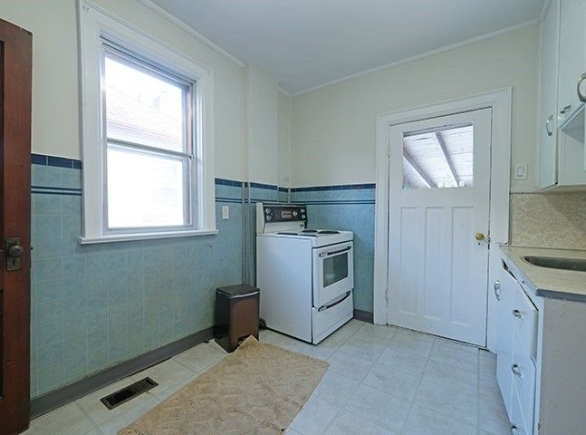 53 Alameda Ave, Toronto, M6C3W3 | Image 2