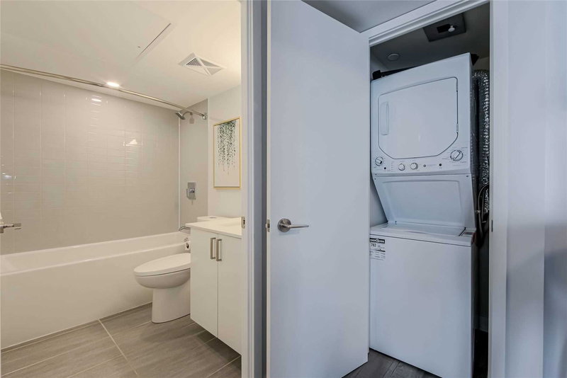 1102 - 38 Monte Kwinter Crt, Toronto, M3H 0E2 | Image 2