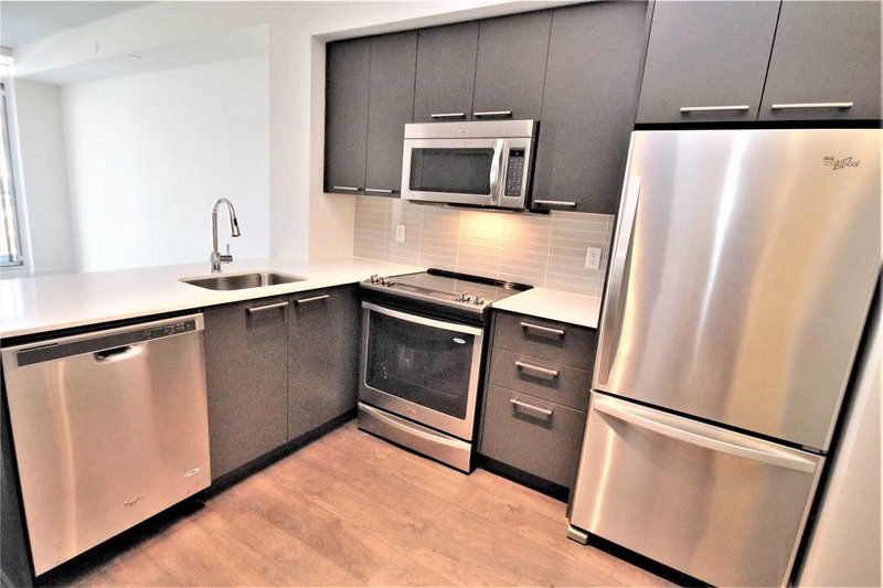 417 - 30 Roehampton Ave, Toronto, M4P0B9 | Image 3