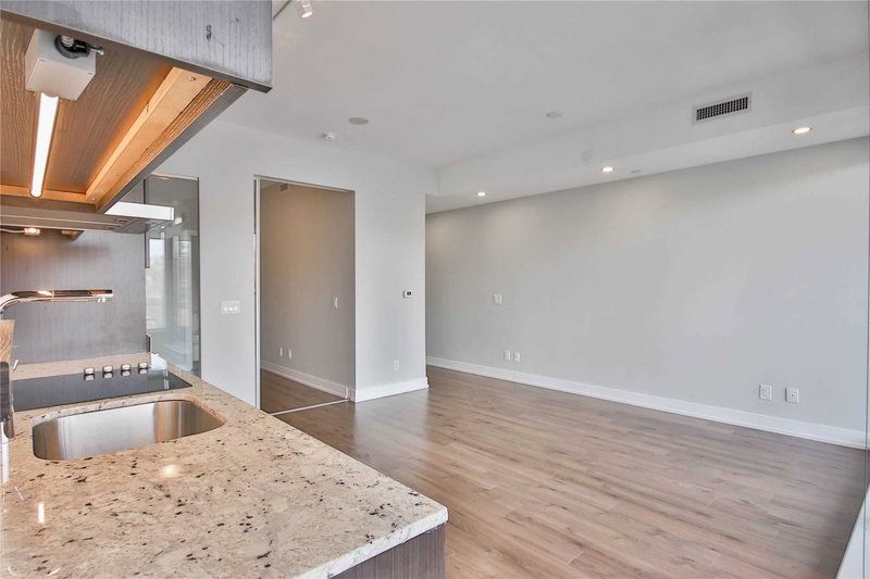 511 - 170 Chiltern Hill Rd, Toronto, M6C0A9 | Image 3